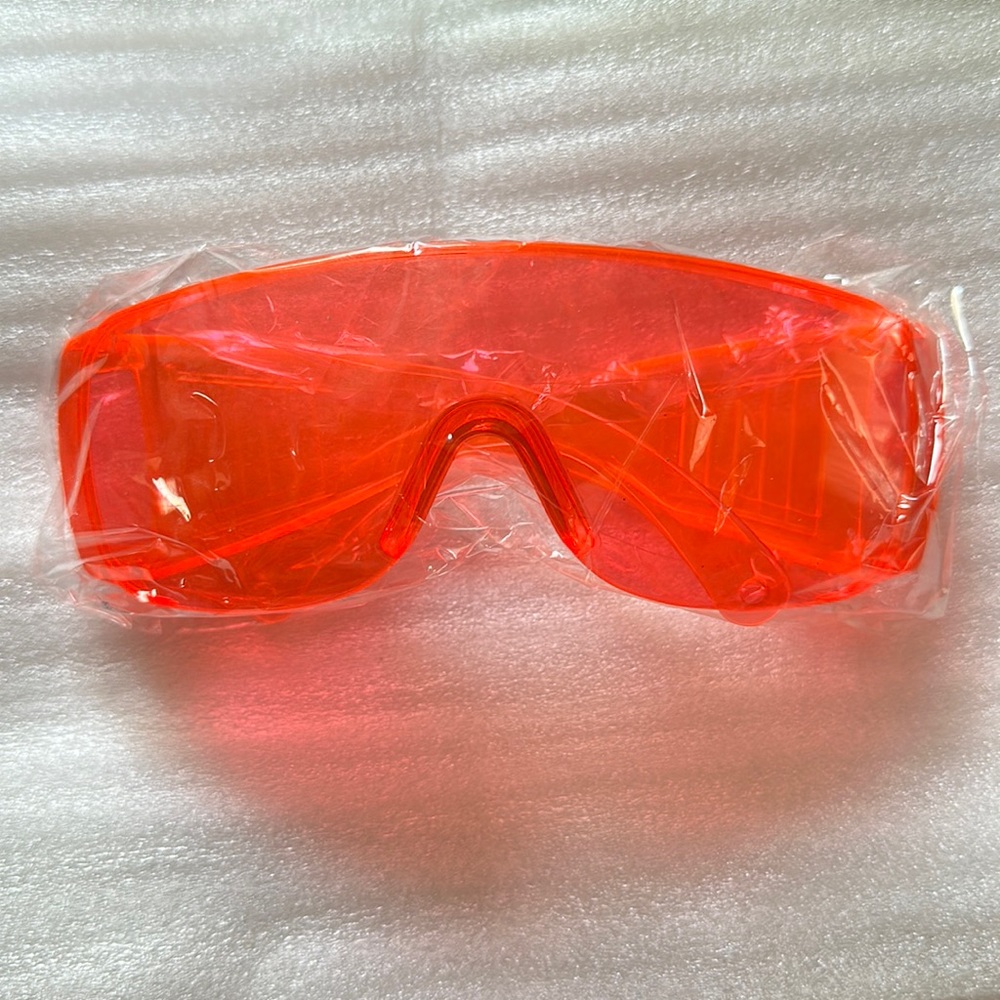 Goggle transparent sunglasses